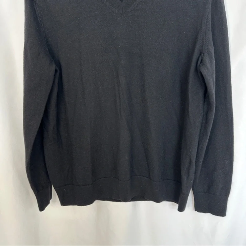 Banana Republic Sweater Mens XL‎ Italian Merino Yarn Baruffa V-neck Black
